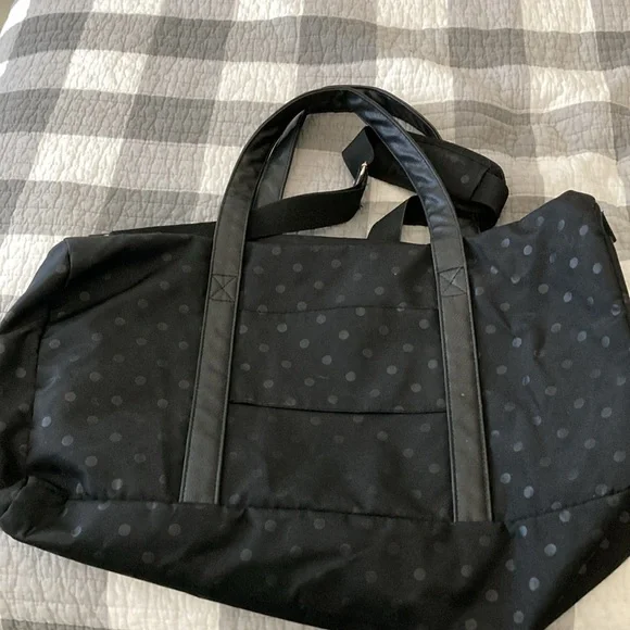 Kenneth Cole Duffel - Picture 2 of 10